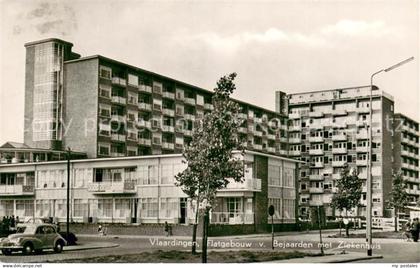 73641315 Vlaardingen Flatgebouw v. Bejaarden met Ziekenhuis