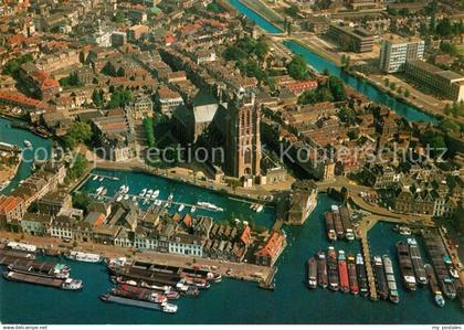 Dordrecht Gezicht op Oud Dordrecht Hooikade Maartensgat Kerk luchtopname