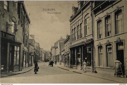 Assen (Dr.) Hotel 't Wapen van Drenthe (Veel Volk) 1902 met Klein Rond Veenhuizen