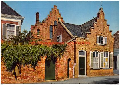 Kloosterstraat met oud waterpompje - Assen