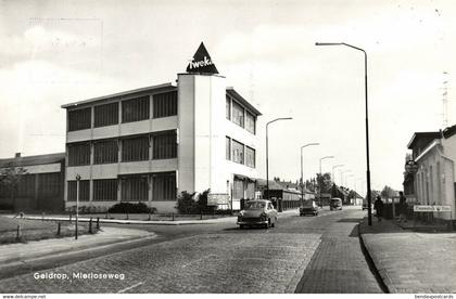 Nederland, GELDROP, Mierloseweg, VW V.W. Bus (1960s) Ansichtkaart