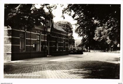 CPA AK Hellendoorn Gemeentehuis NETHERLANDS (728717)