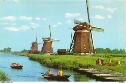 Leidschendam animée Moulins moulin à vent barques