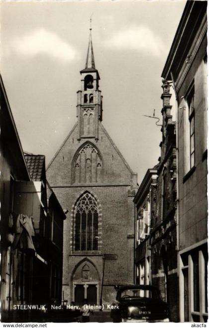 CPA AK STEENWIJK Ned.Hev. Kerk kleine NETHERLANDS (604432)