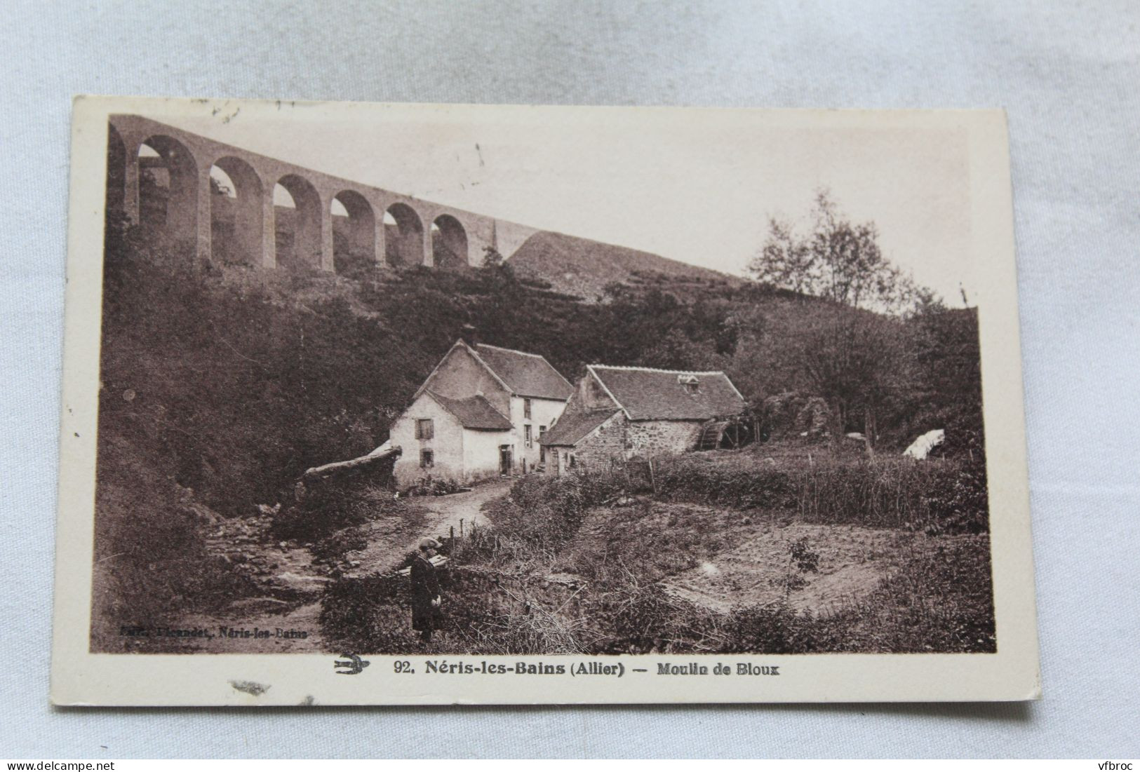 Neris les bains, moulin de Bloux, Allier 03