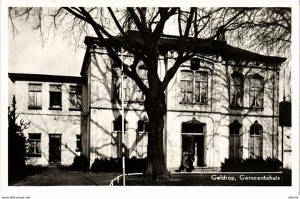 CPA AK Geldrop Gemeentehuis NETHERLANDS (728539)