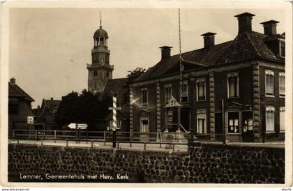 CPA AK Lemmer Gemeentehuis met Herv.Kerk NETHERLANDS (729038)