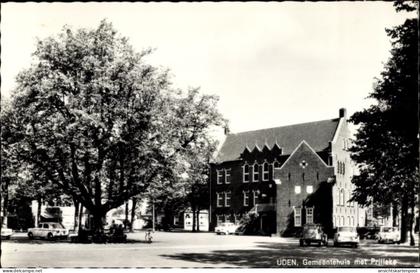 CPA Uden Nordbrabant, Gemeentehuis met Prilleke