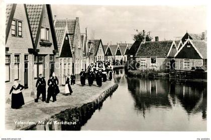 73272321 Volendam Na de Kerkdienst Volendam