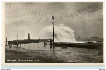 Vlissingen - Boulevard met storm