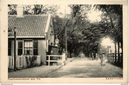 Zandvoort - Haarlemmerstraat met Tol