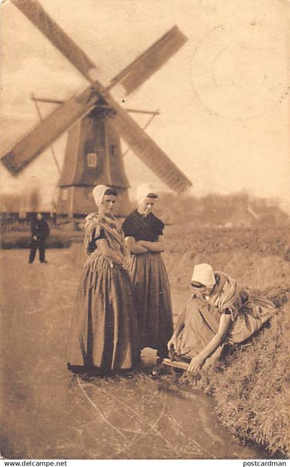 Zeeland - Schaatsenrijden - Molen