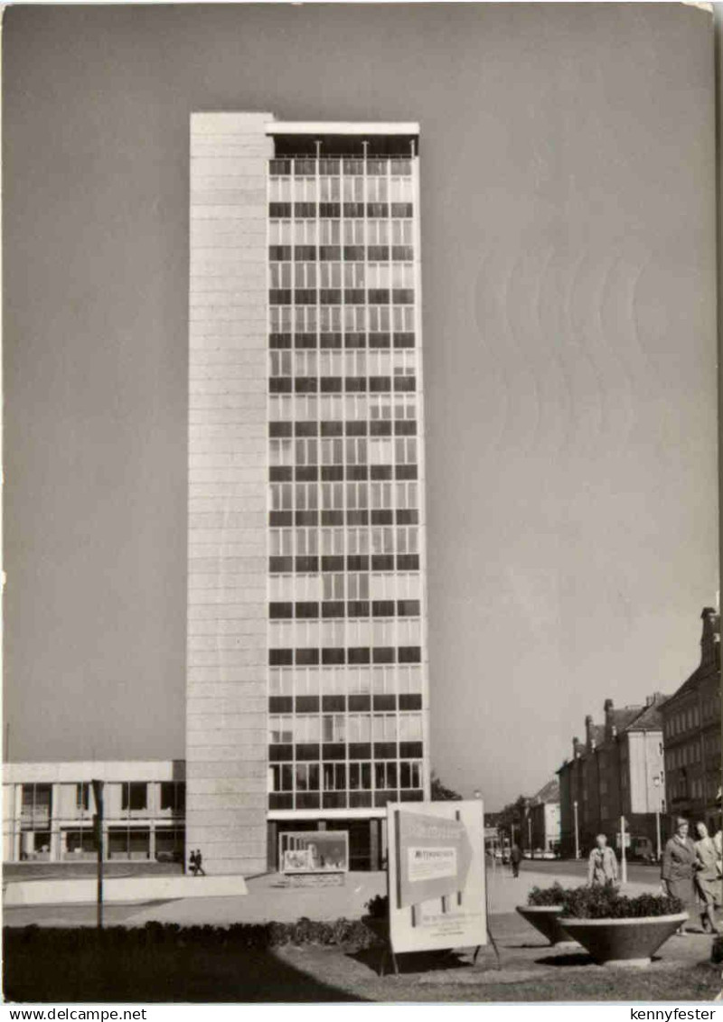 Neubrandenburg, Hochhaus