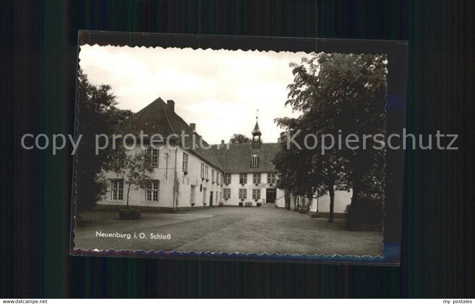 Neuenburg Friesland Schloss