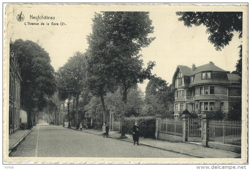 Neufchateau :  L'avenue de a gare