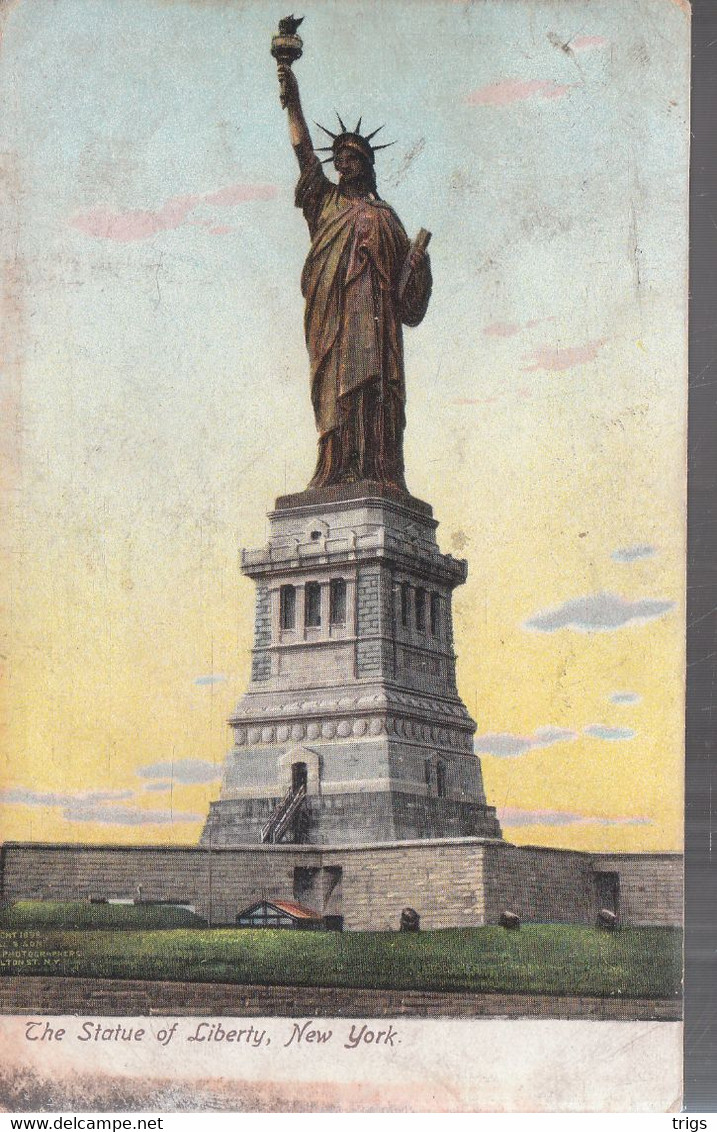 New York - The Statue of Liberty