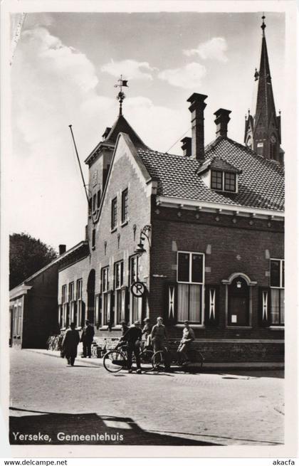 CPA AK Yerseke Gemeentehuis NETHERLANDS (728901)