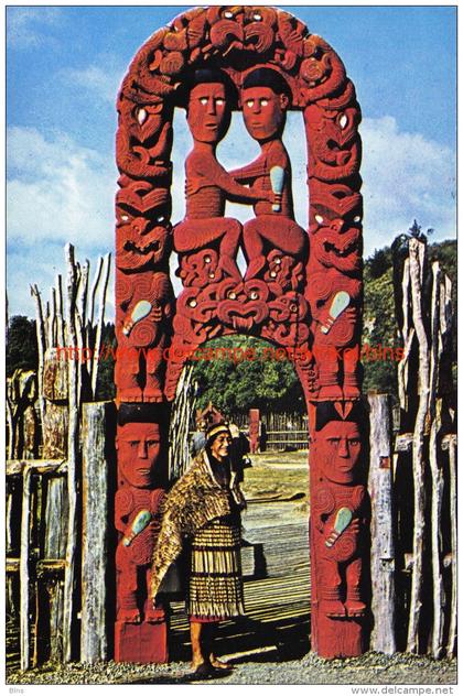 Maori Art - Whakarewarewa - New Zealand