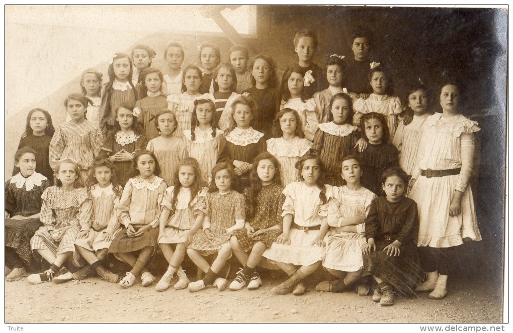 NIMES CARTE PHOTO ECOLE DE FILLES