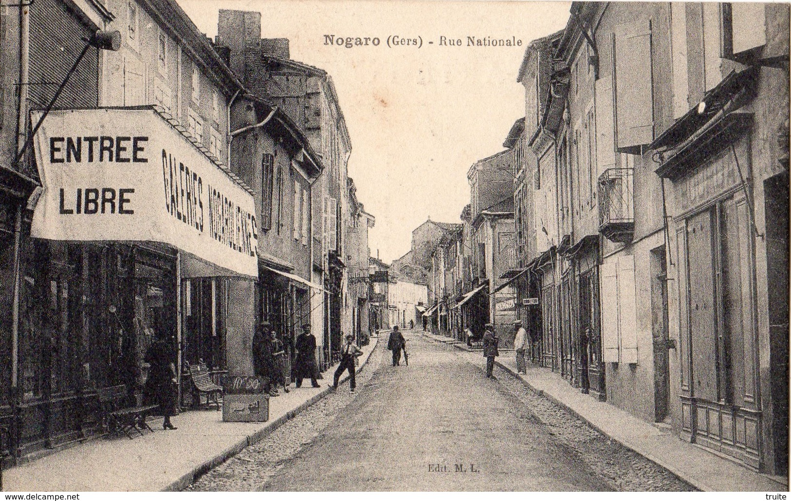 NOGARO RUE NATIONALE COMMERCES