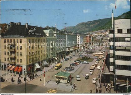 72484824 Bergen Norwegen Strassenpartie Bergen