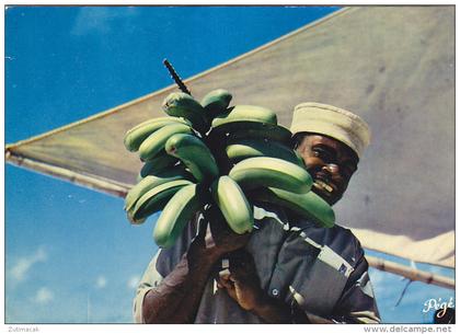 New Caledonia - Return from islands - Banana . Noumea 1977