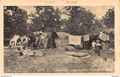 Ukraine - GALICIA World War One - Shelters of Ruthenian refugees in the forest