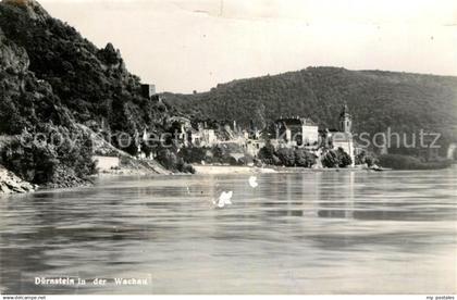 73028120 Duernstein Wachau Panorama mit Schloss Duernstein Wachau