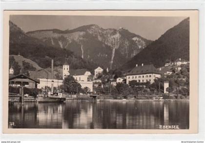 39086822 - Ebensee.  ein Blick auf die Kirche gelaufen, ca. 1934. Gute Erhaltung.