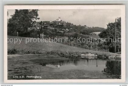 43116435 Linz Donau Blick zum Poestlingberg Wallfahrtskirche Linz