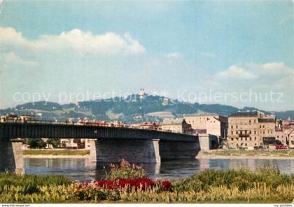 73256563 Linz Donau Nibelungenbruecke mit Poestlingberg Linz Donau