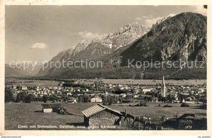 73136988 Lienz Tirol Gesamtansicht mit Dolomiten Blick gegen Kaernten Lienz Tiro