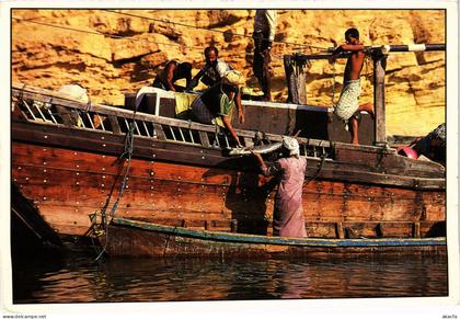 PC OMAN, FISHING AT SUR, Modern Postcard (b48107)