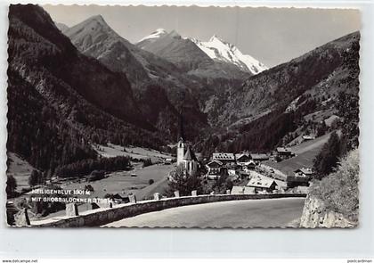 Österreich - Heiligenblut (K) Gesamtansicht mit Grossglockner