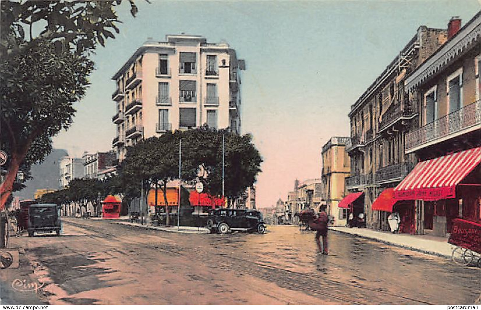 ORAN - Place Hippolyte-Giraud - Pjarmacie Restaurant Saint-Michel - Ed. Combier