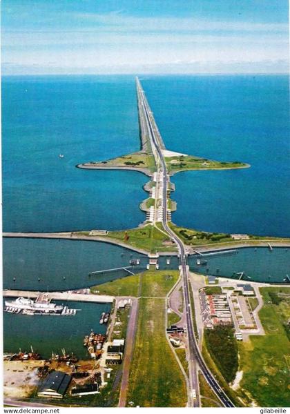 DEN OEVER - Wieringen - holland  - afsluitdijk naar Friesland