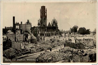 Middelburg - Market met Stadhuis