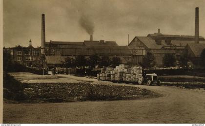 Leerdam (Utr.) Glasfabrieken 1937 aangesneden? licht hoek vouw