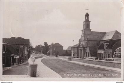 PAYS-BAS 1938 CARTE POSTALE DE WADDINSVEEN KERKWEGMET NED HERV KERK