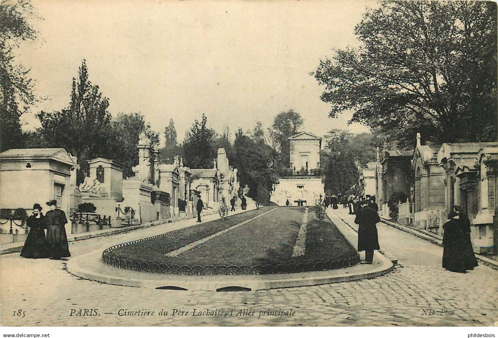 PARIS 20 eme arrondissement   cimetiere du Pere LACHAISE