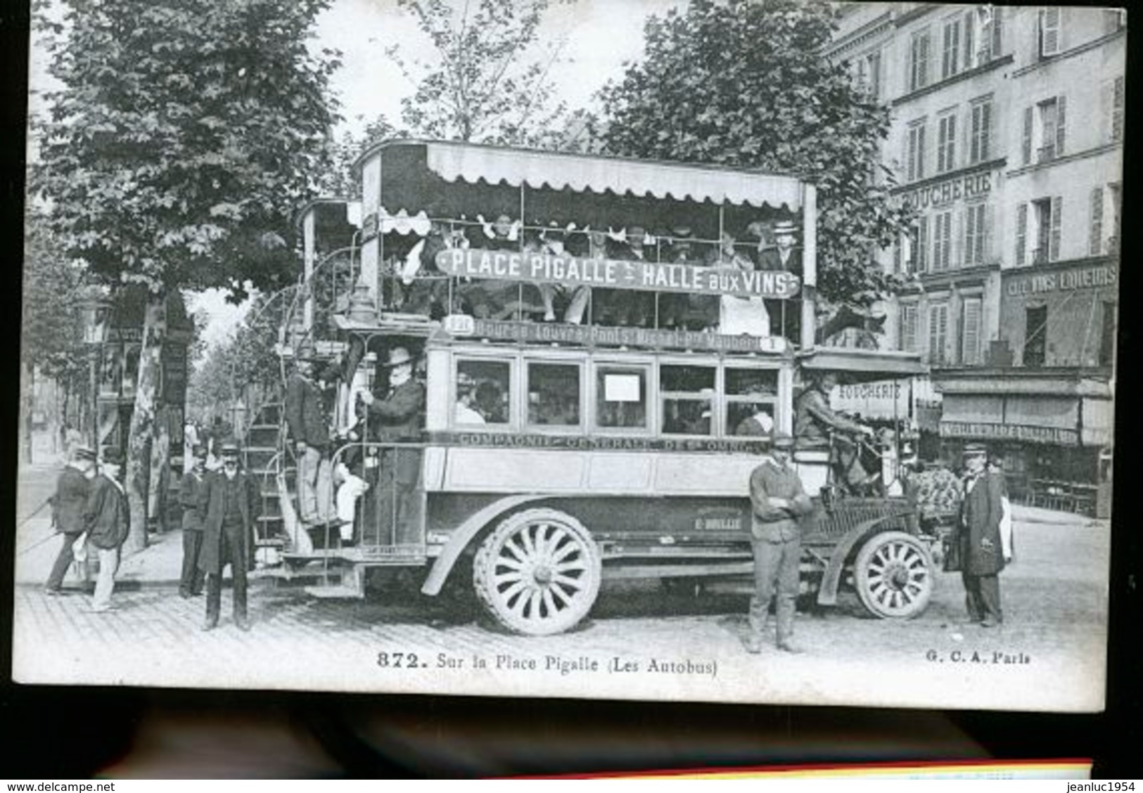 PARIS AUTOBUS PIGALLE