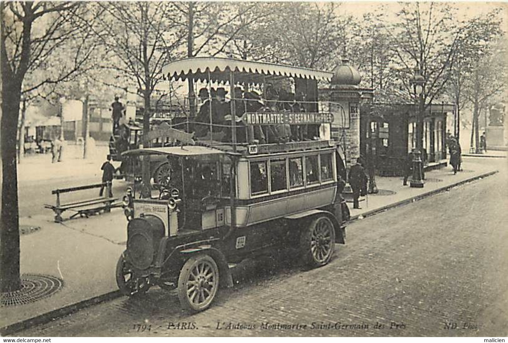 - paris -ref-D130- l autobus montmartre saint germain des prés  - transport urbain en surface -