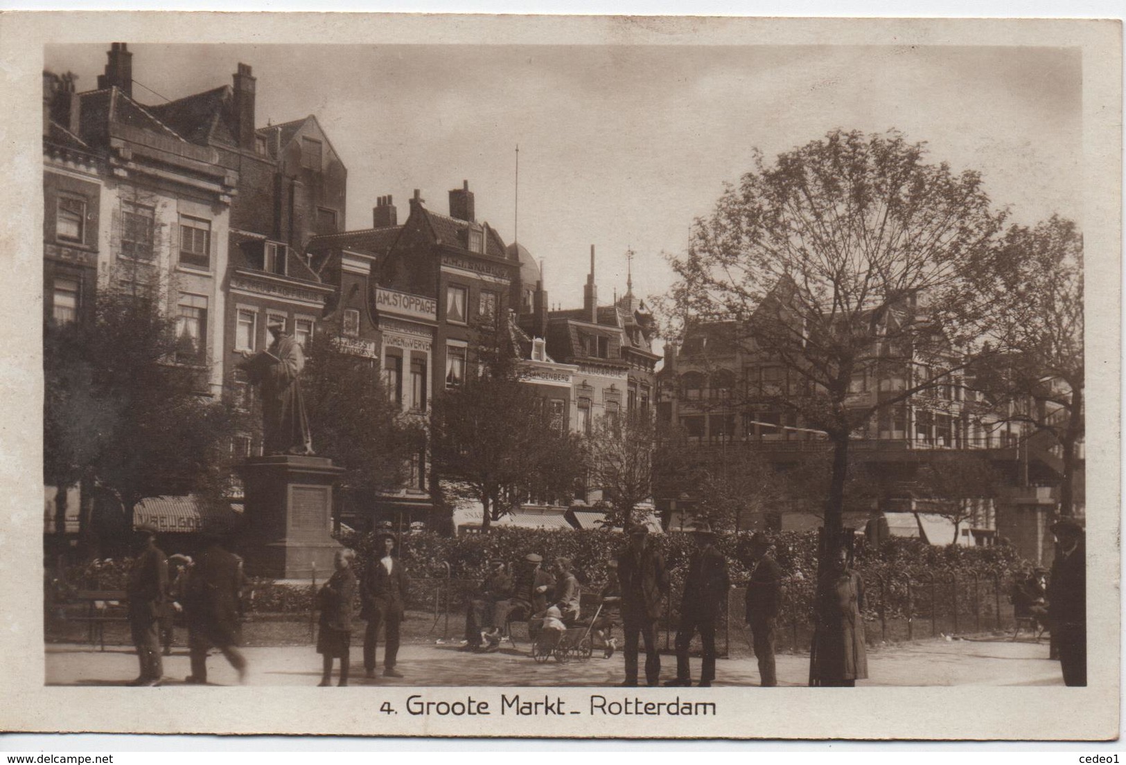 PAYS-BAS  ZUID HOLLAND  GROOTE MARKT  ROTTERDAM