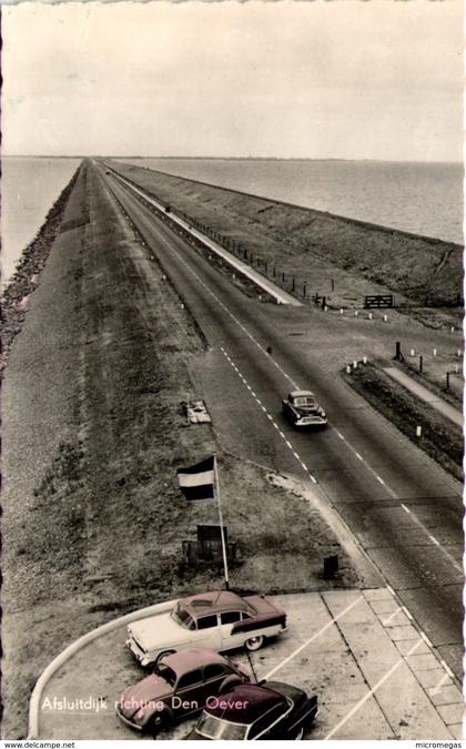 Afsluitdijk richting Den Oever