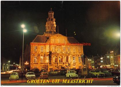 Markt met stadhuis - Maastricht