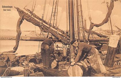 SCHEVENINGEN - Zout laden