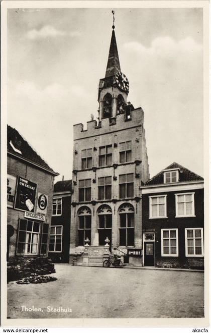 CPA AK Tholen Stadhuis NETHERLANDS (728889)