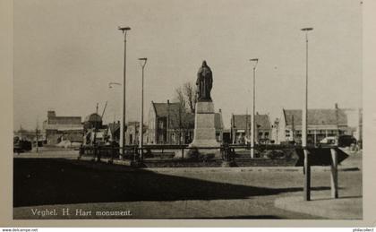 Veghel (N - Br.) H. Hart Monument 19??