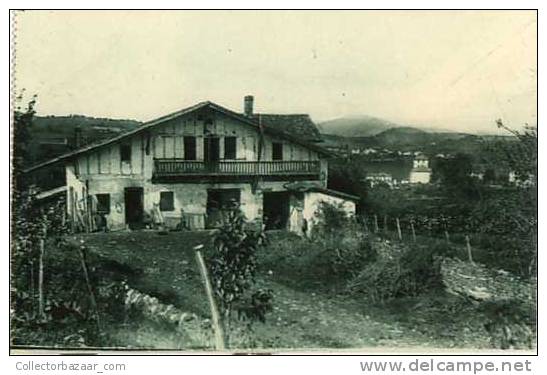 PAYS BASQUE POSTCARD ferme basque a espelette