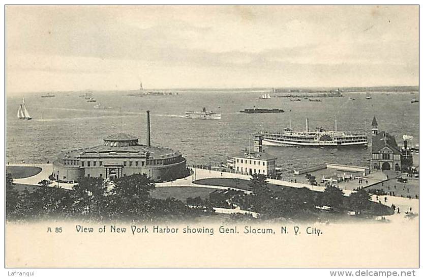 pays divers -etats unis- usa -ref C305- new york - harbor   - postcard in good condition  -